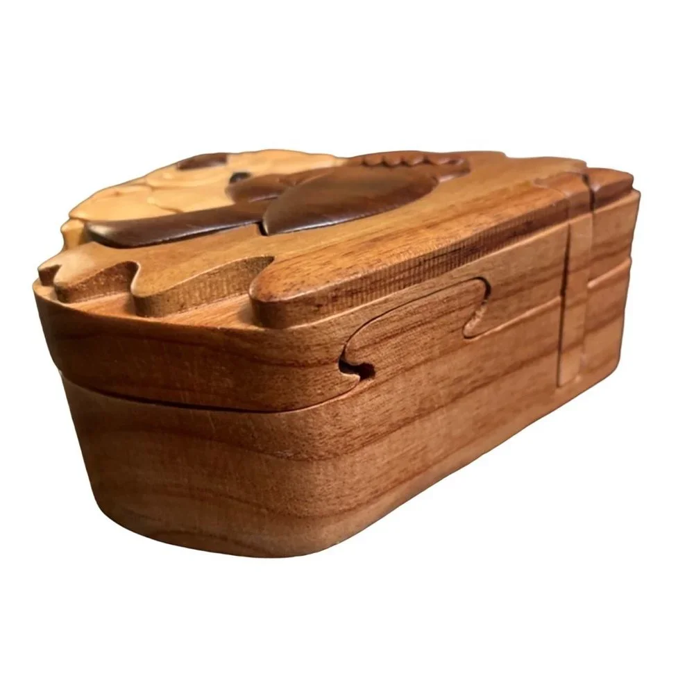 Otter Intarsia Wood Puzzle Box Trinket Handcrafted - Picture 6 of 6